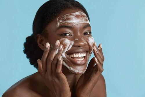 Nettoyant visage : les meilleurs nettoyants visage - Elle