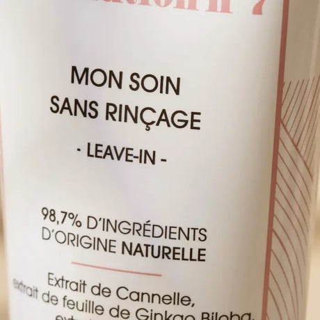 Leave In Madame La Presidente au  Capillum Fortis booste la croissance et enraye la chute du cheveu grâce à une synergie d’actifs hautement concentrés. Il est composé d’actifs de cannelle, ginko biloba et de kigelia.