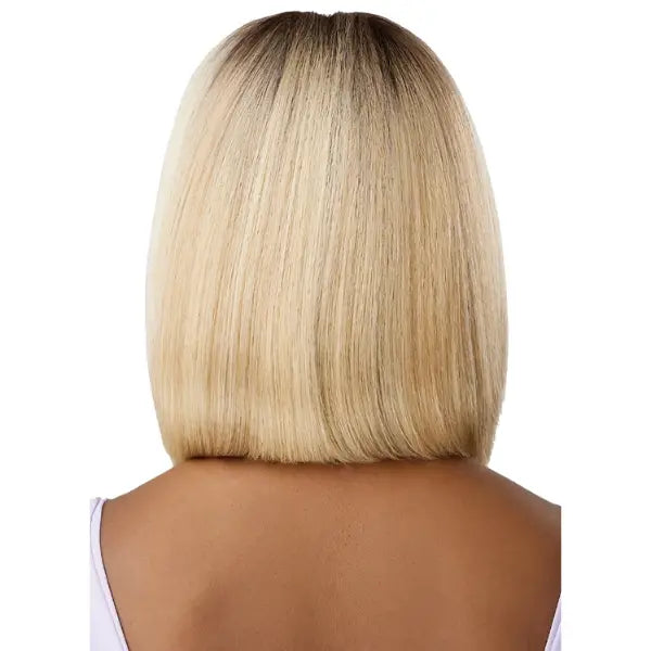 Lace HD bob Yaki straigtht perruque blonde Outre Airtied Natural Yaki