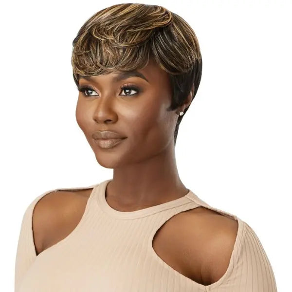 Perruque coupe pixie cut courte caramel Outre Wigpop Mia