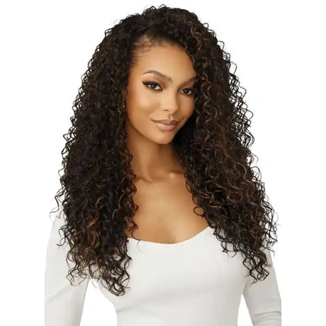 Perruque demi-tête longue curly châtain Outré Quick Weave Lumi