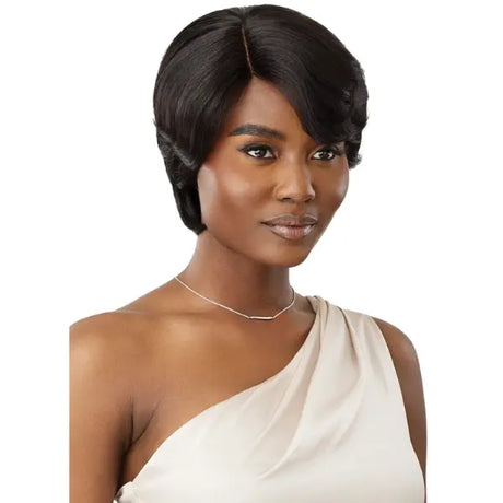 Perruque naturelle human hair coupe pixie noire courte Outre Dottie