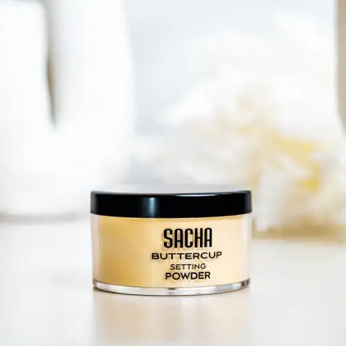 sacha buttercup light poudre libre maquillage pour peau mate, métissée et olive