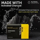 Savon visage Homme purifiant au Charbon Actif charbon végétal, un détoxifiant puissant qui absorbe polluants, toxines et bactéries tout en respectant les peaux les plus sensibles.