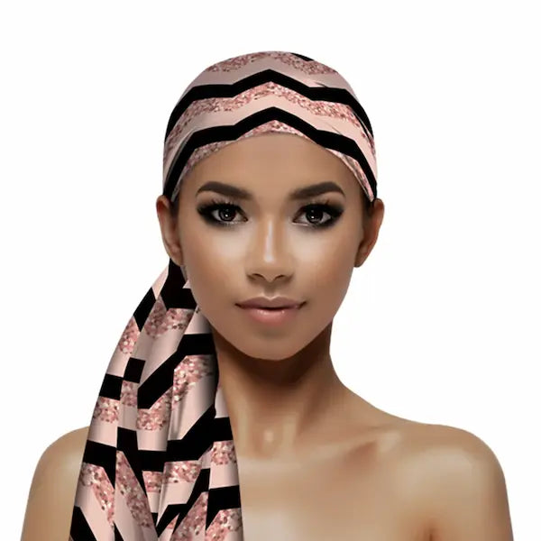 Foulard de tête Cheveux Satin pour tous Styles de coiffure. modèle Diamonds Evolve dimensions 129 cm X 48 cm.