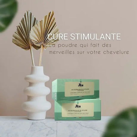 Une cure stimulante qui fortifie et stimule la pousse des cheveux en activant le flux sanguin au niveau du cuir chevelu. Accélérateur de Pousse Cure Intense 28 jours 14 sticks - Jia Paris