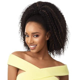 Perruque Outré KinKy Curly Converti Cap Curls Trip portée en postiche