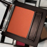 Blush poudre Mat Orangé très Pigmenté Sacha Cosmetics.