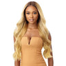 Longue Perruque Lace Front ondulée avec tulle HD Transparente. Confectionnée avec ches cheveux synthétiques, cette perruque résiste à la chaleur. Modèle présenté en blond DR4/BL Golden Honey.