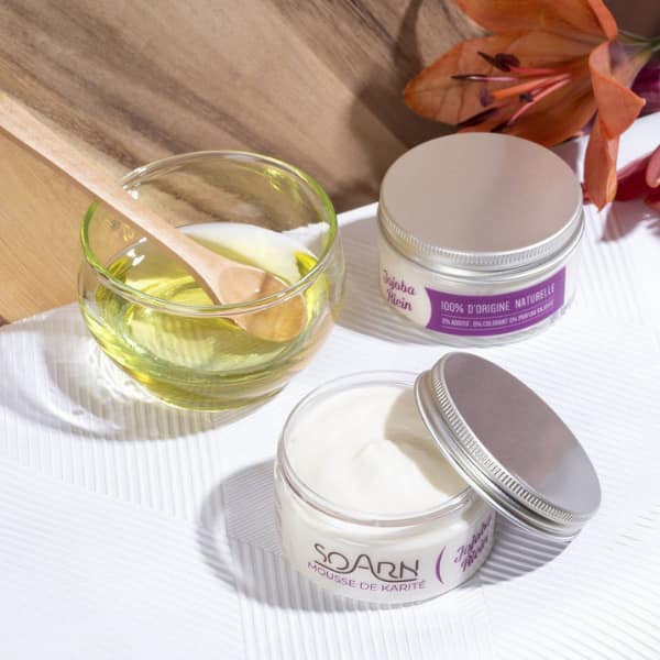 Soarn Mousse de Karité Ricin et Jojoba. Onctueuse, douce et fondante elle s’applique facilement.