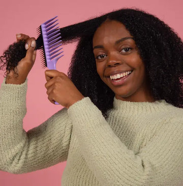 Peigne en plastique Afro Pick - Pour cheveux lisses et bouclés