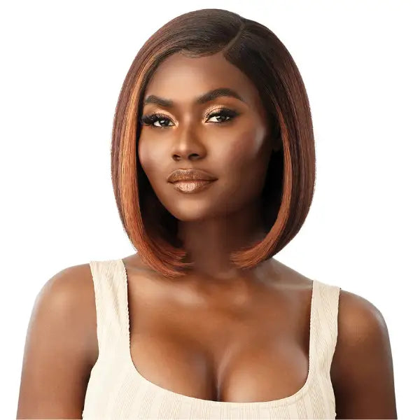 Perruque lace front HD Transparent style bob court lisse couleur chocolat Breena Outre