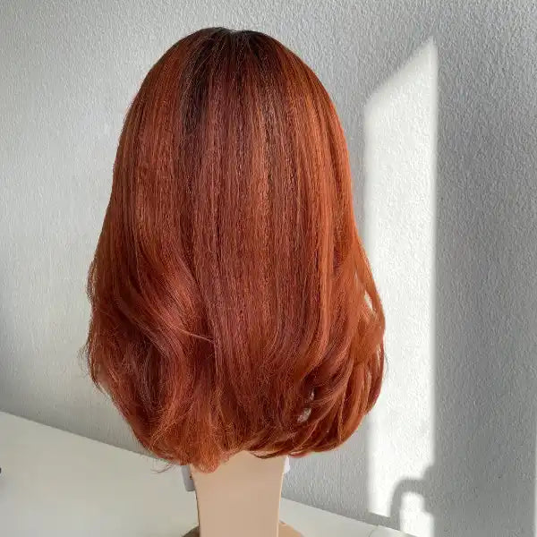 Perruque lace front bob mi long rousse - OutreNeesha 201 en couleur DR Sienna Copper