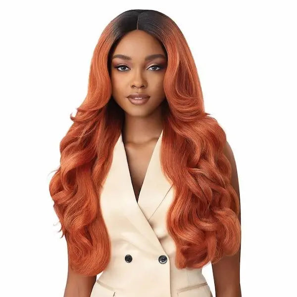 Perruque LACE FRONT WIG Rousse Ondulée et longue Outré Neesha 208 en teinte DR Sienna Copper