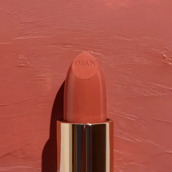 Rouge à lèvres peau noire Iman Cosmetics Fate 